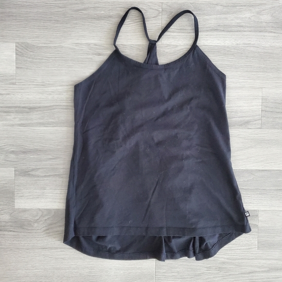 🌸 2/$25 | Fabletics Black y-back gathered tank - Picture 1 of 2